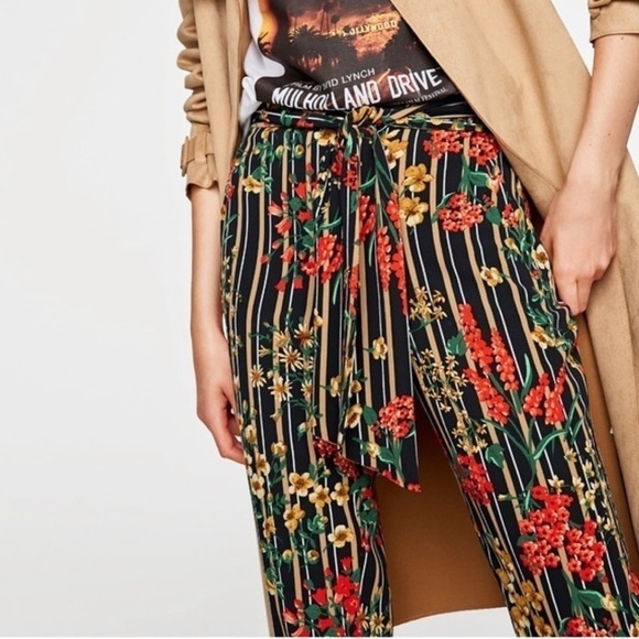 Zara Pants Trousers Striped and Floral Print Cropped Bow at Waist Sz XS - Picture 2 of 11